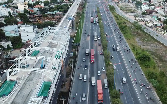 TP Hồ Chí Minh tạm dừng thi công dự án không cần thiết để thực hiện giãn cách xã hội