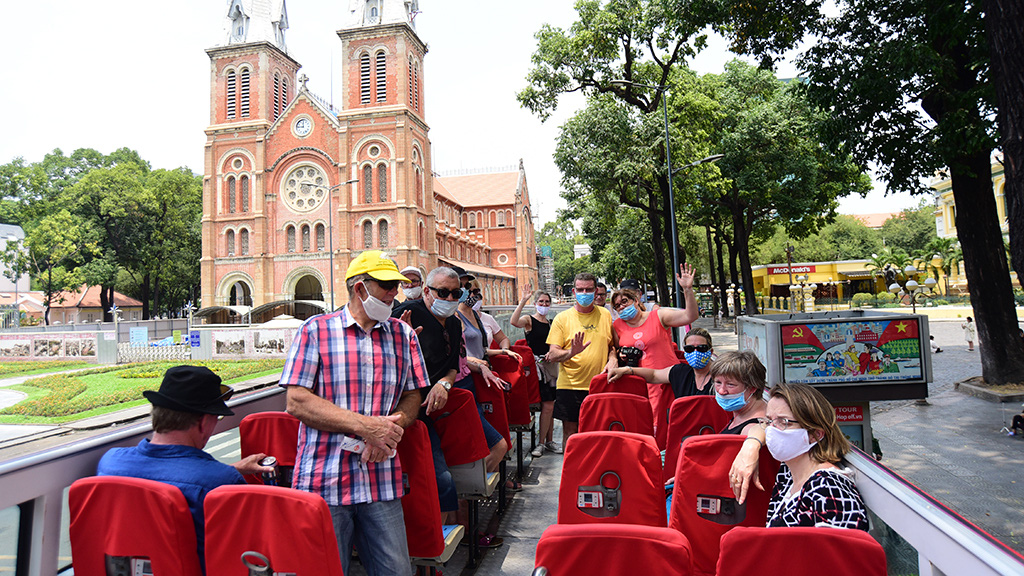 Doanh nghiệp chờ ngân hàng hỗ trợ