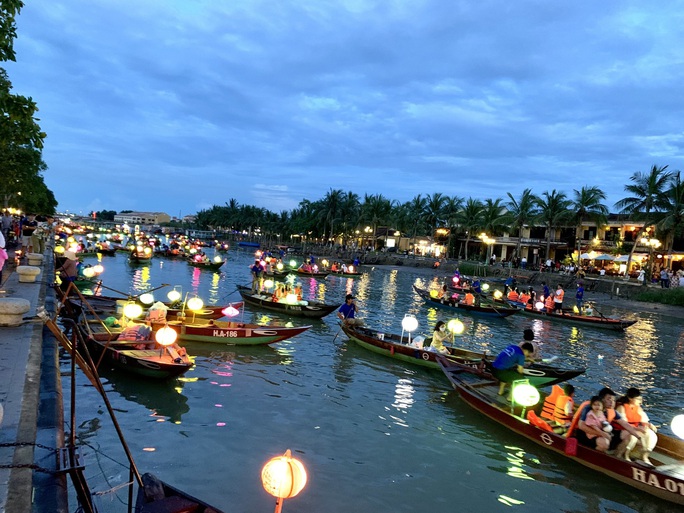 Du lịch bội thu 
