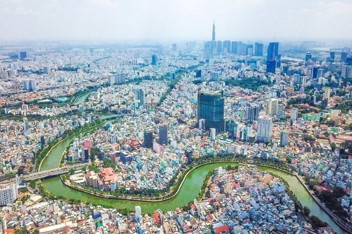 Năm 2024, bức tranh toàn cảnh bất động sản sẽ tích cực hơn