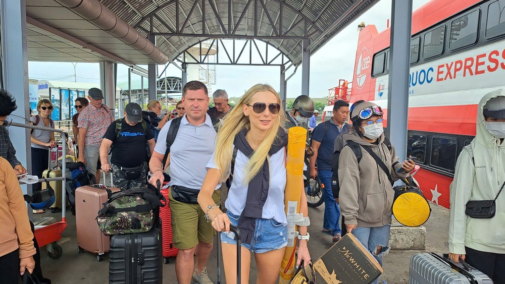 Rốt ráo chuẩn bị đón chuyến bay thẳng từ Nga tới Phú Quốc